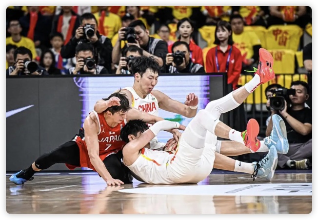 42分大勝!亞預(yù)賽中國(guó)男籃復(fù)仇日本 趙睿16+8+5