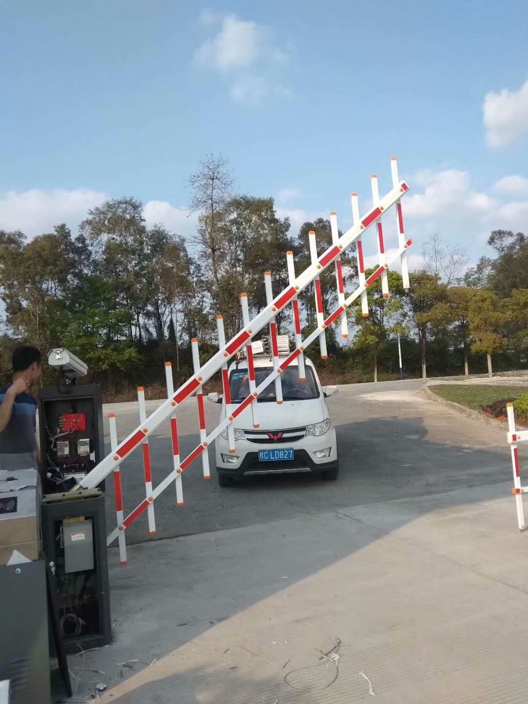 南方水泥廠(chǎng)車(chē)牌識別管理系統